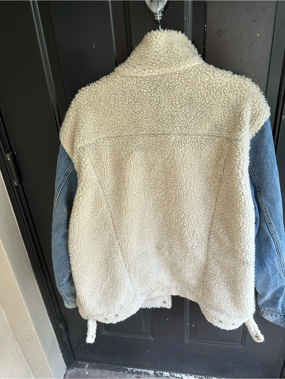 Levi's Cream Sherpa Body Jacket with Blue Denim Sleeves